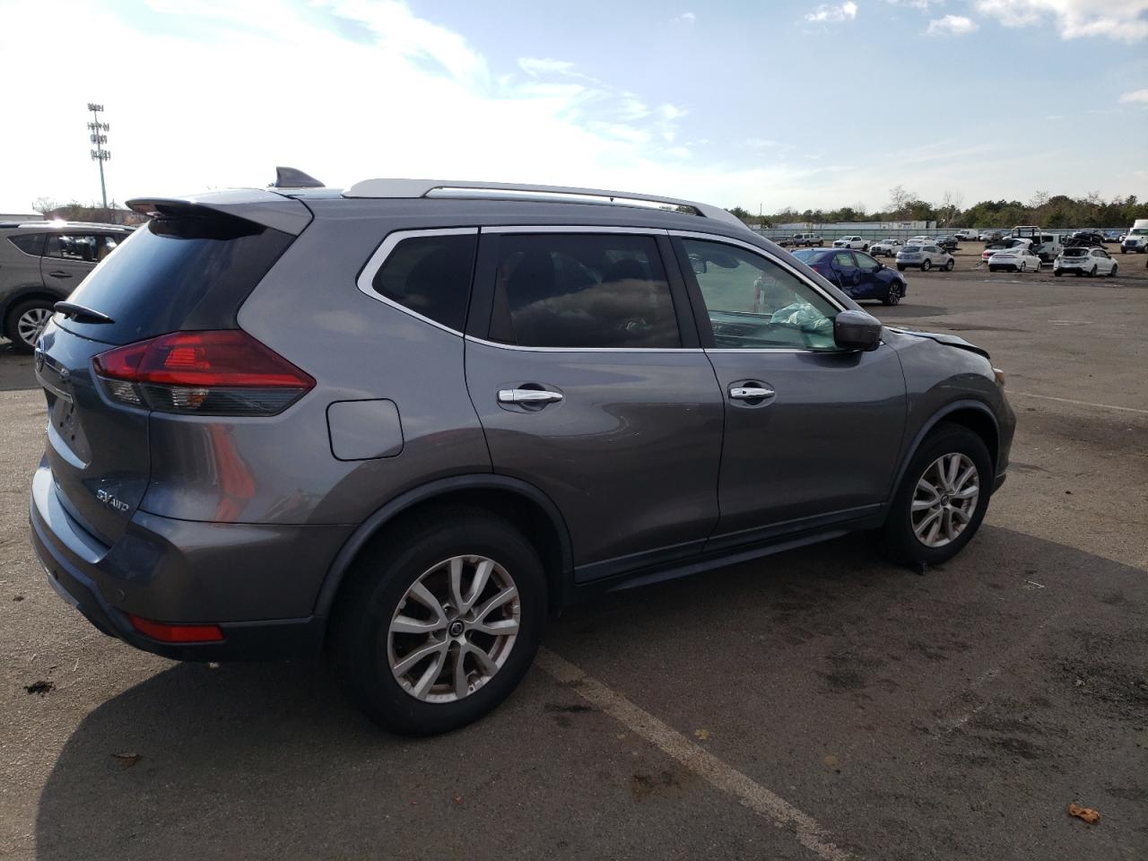 Изображение 3 2020 NISSAN ROGUE S 2020 с VIN KNMAT2MVXLP525138
