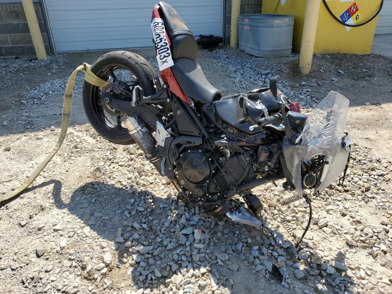Obraz 1 z Kawasaki Ex650 M 2021 z VIN ML5EXEM16MDA33159