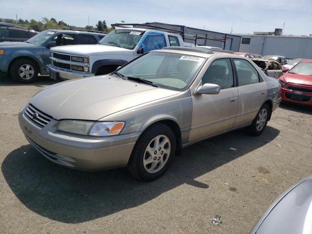 Image 1 of 1998 TOYOTA CAMRY LE 1998 with VIN JT2BF28K2W0090570