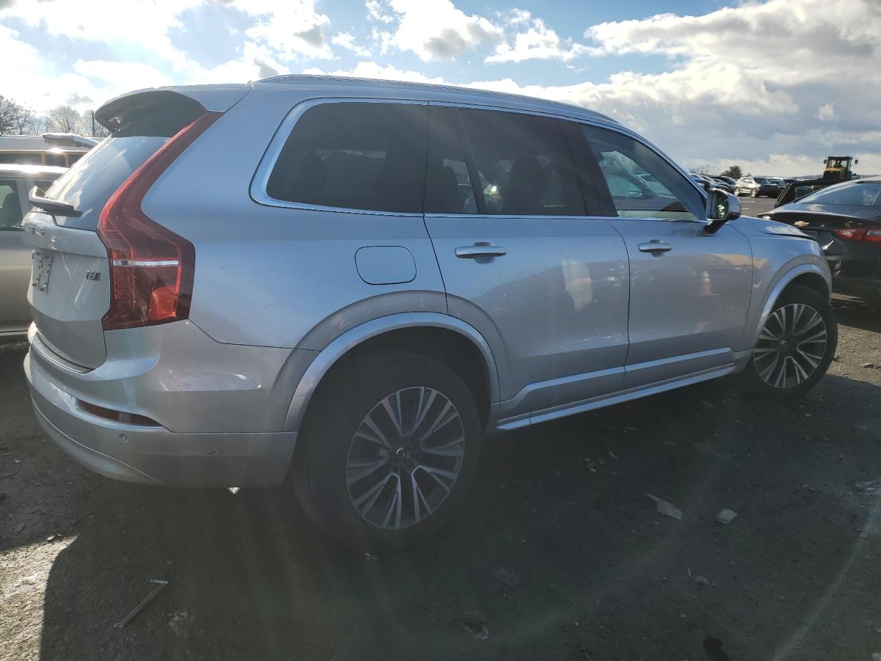 Image 3 of 2022 VOLVO XC90 T6 MOMENTUM 2022 with VIN YV4A221K8N1866327