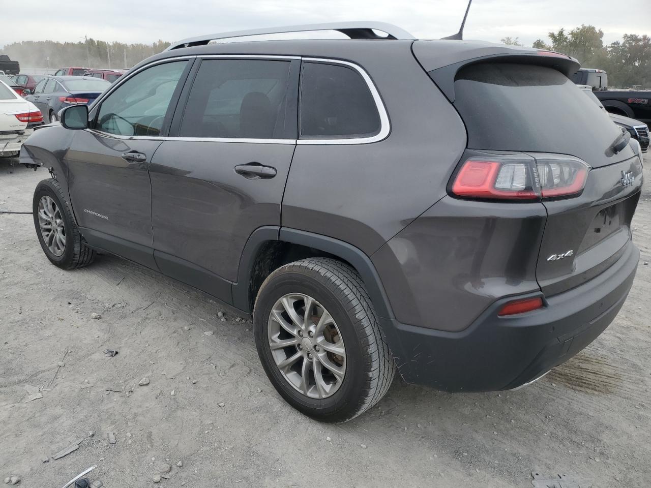 Изображение 2 2019 JEEP CHEROKEE LATITUDE PLUS 2019 с VIN 1C4PJMLX9KD311594