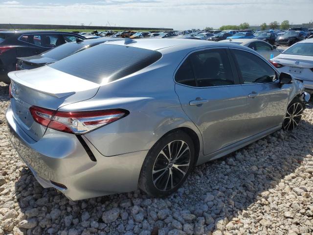 Obraz 3 z 2020 TOYOTA CAMRY SE 2020 z VIN 4T1G11AK1LU944237