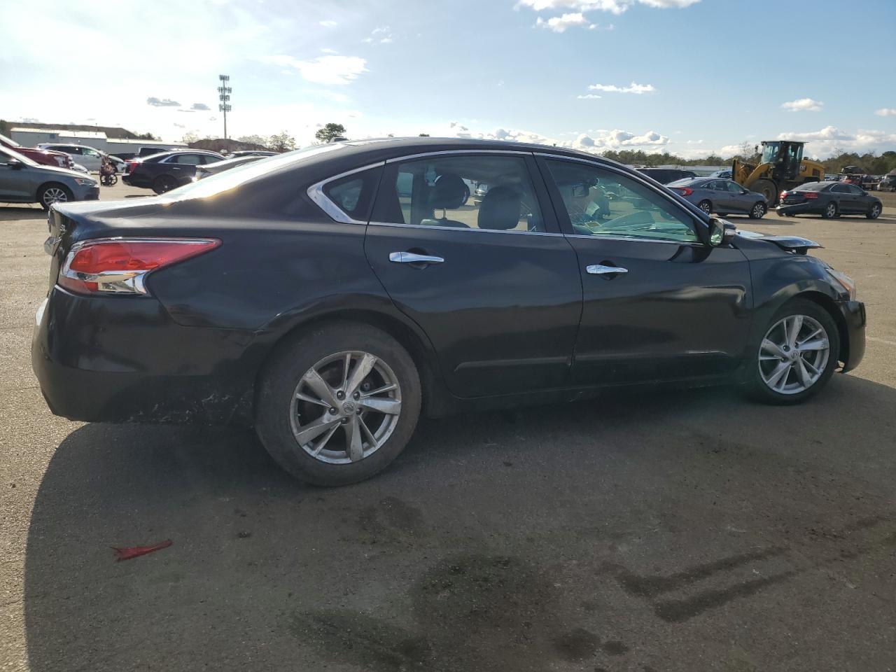 Image 3 of 2013 NISSAN ALTIMA 2.5 2013 with VIN 1N4AL3AP3DN558142