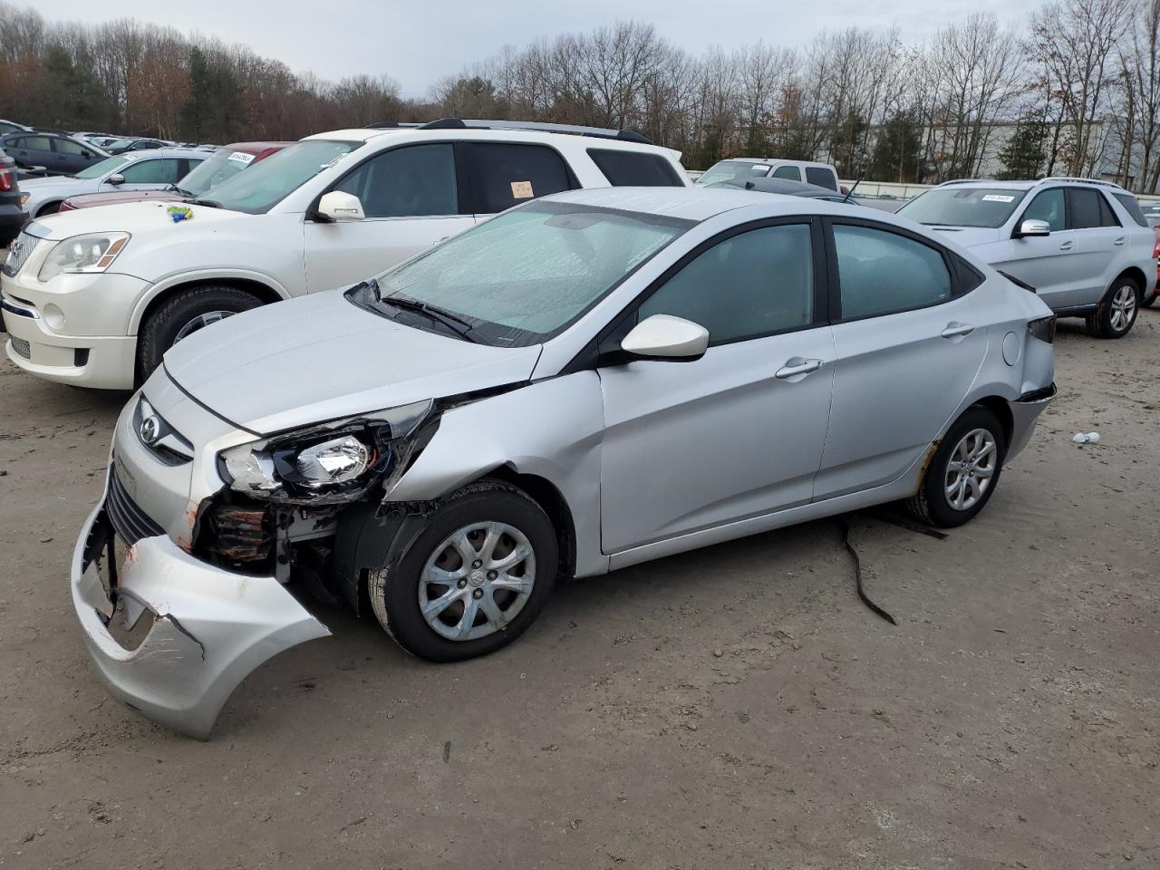 2013 HYUNDAI ACCENT GLS 2013 image