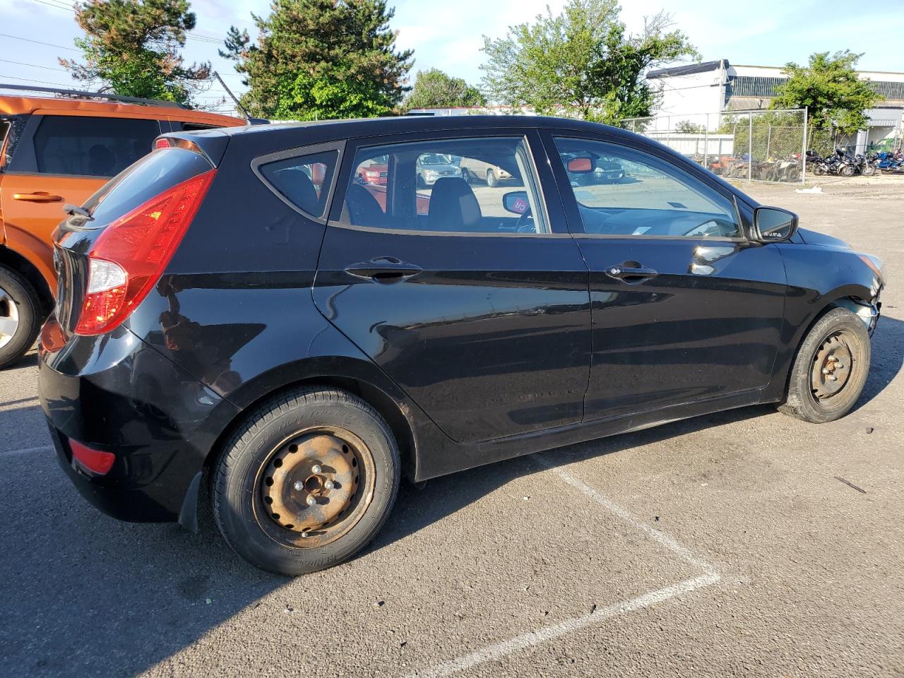 Image 3 of 2013 HYUNDAI ACCENT GLS 2013 with VIN KMHCT5AE7DU081987
