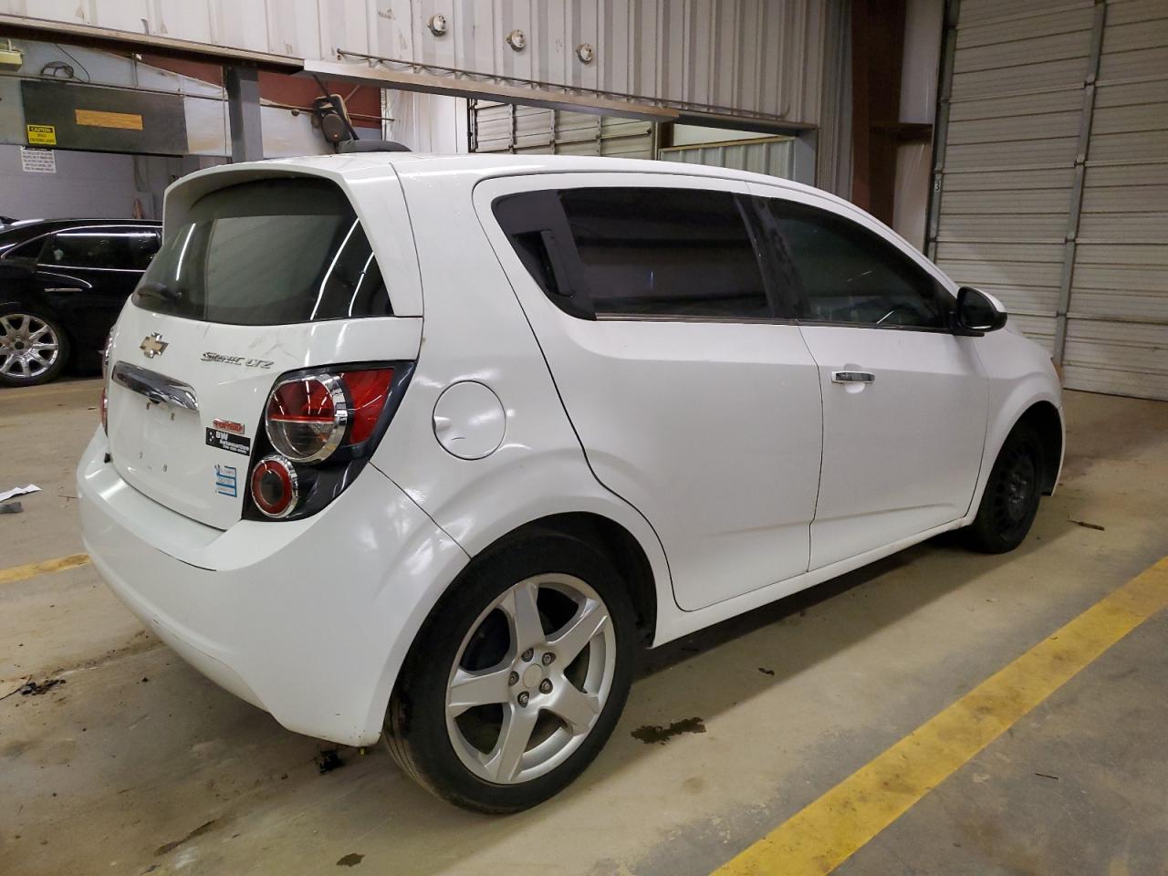 Image 3 of 2016 CHEVROLET SONIC LTZ 2016 with VIN 1G1JE6SB2G4135757
