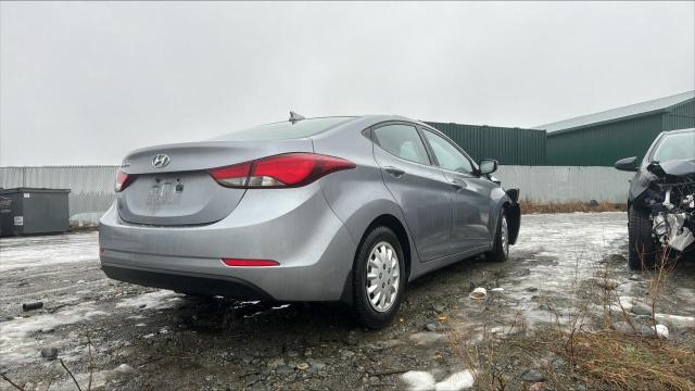 Image 3 of 2016 HYUNDAI ELANTRA SE 2016 with VIN 5NPDH4AE1GH798498