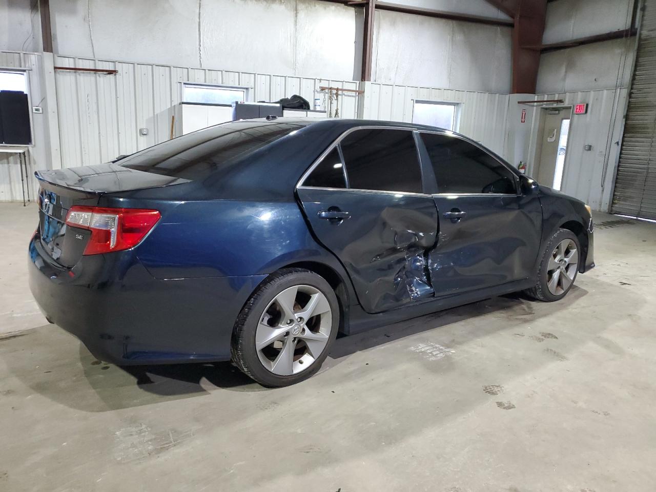 Изображение 3 2014 TOYOTA CAMRY L 2014 с VIN 4T1BF1FK5EU319184