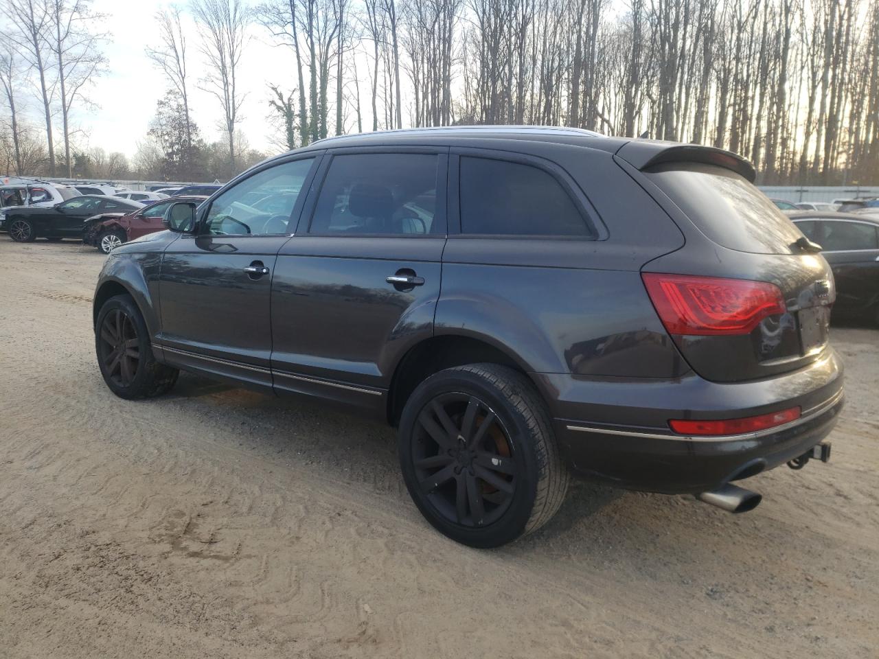 Image 2 of 2014 AUDI Q7 PREMIUM PLUS 2014 with VIN WA1LGAFE3ED012283