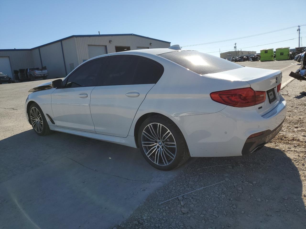 Obraz 2 z 2020 BMW 530 I 2020 z VIN WBAJR3C0XLWW83783