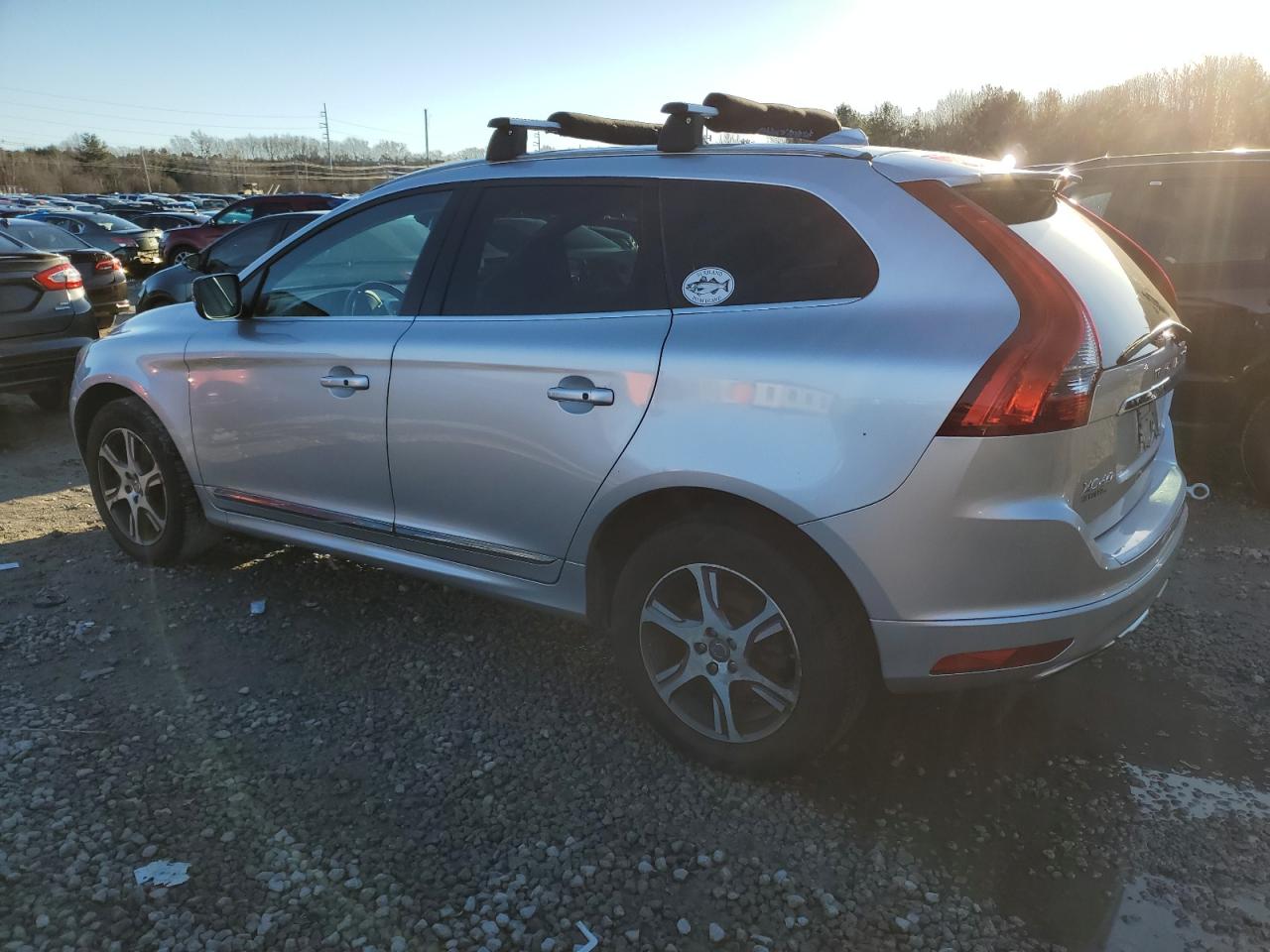 Image 2 of 2015 VOLVO XC60 T6 PREMIER 2015 with VIN YV4902RB6F2590559