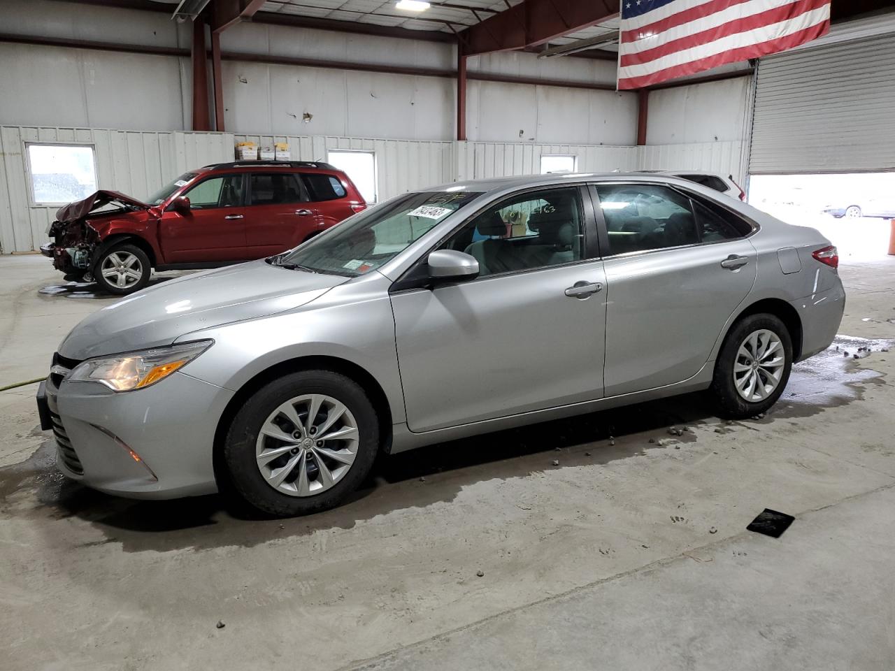 Obraz 1 z 2016 TOYOTA CAMRY LE 2016 z VIN 4T4BF1FK6GR556095