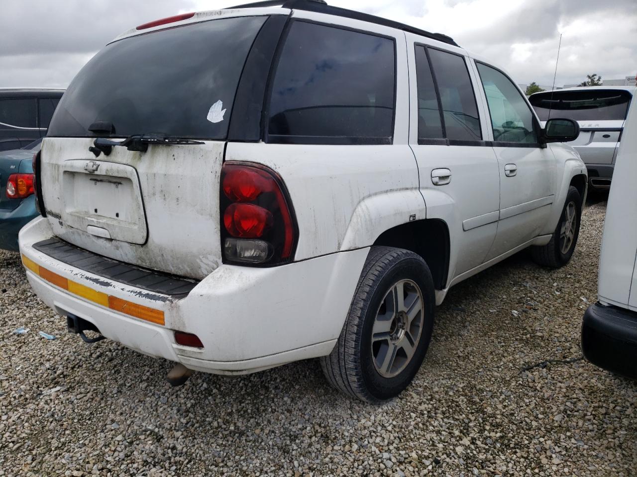 Image 3 of 2006 CHEVROLET TRAILBLAZER LS 2006 with VIN 1GNDS13S862316538