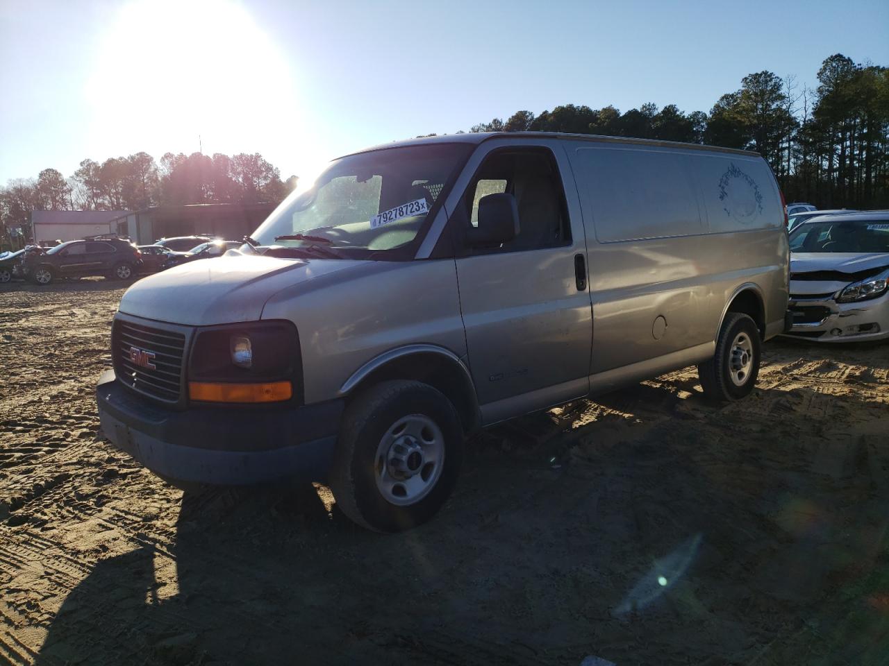 Image 1 of 2004 GMC SAVANA G2500 2004 with VIN 1GTGG25V141154338