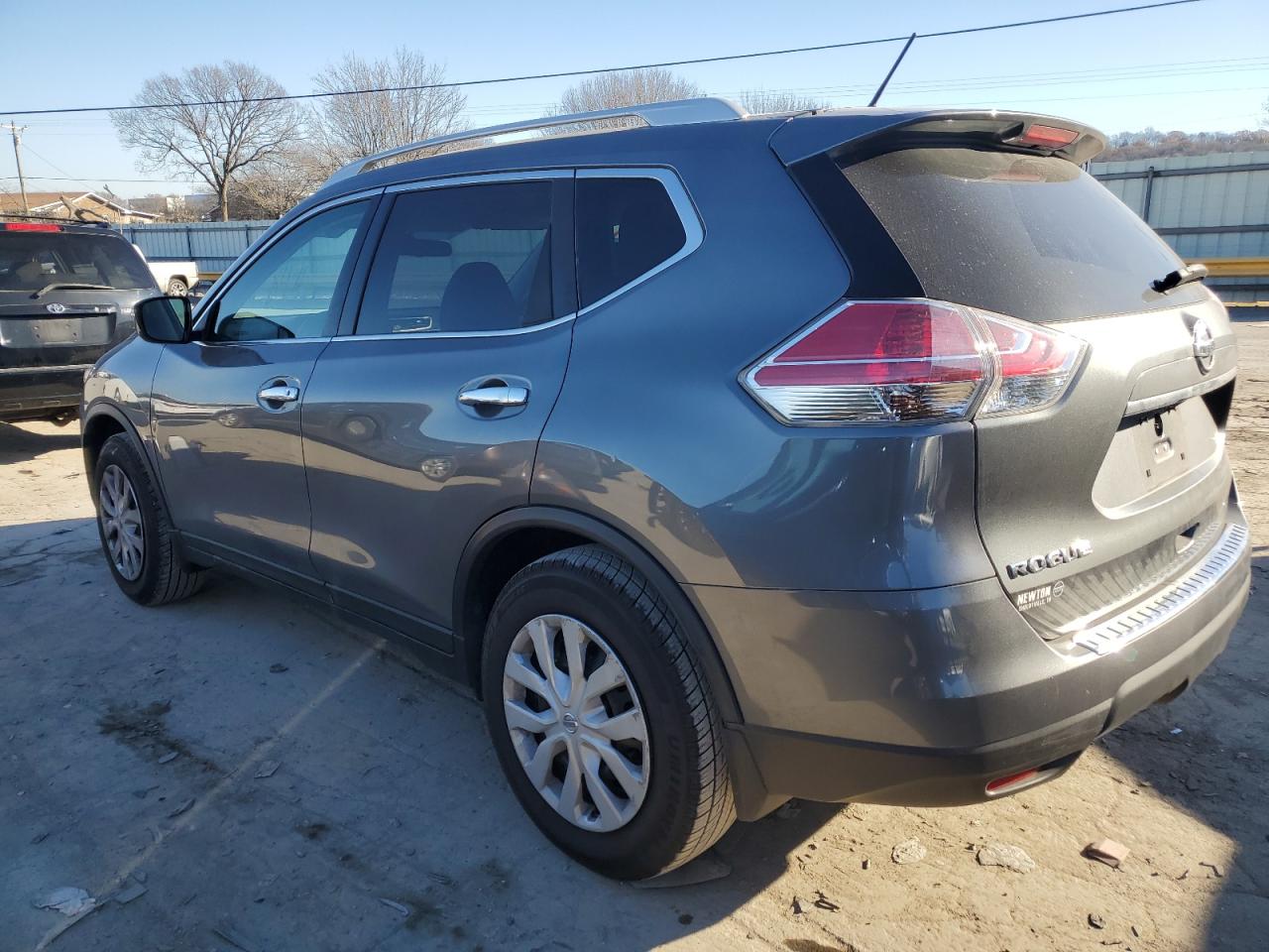 Изображение 2 2016 NISSAN ROGUE S 2016 с VIN 5N1AT2MT1GC918341