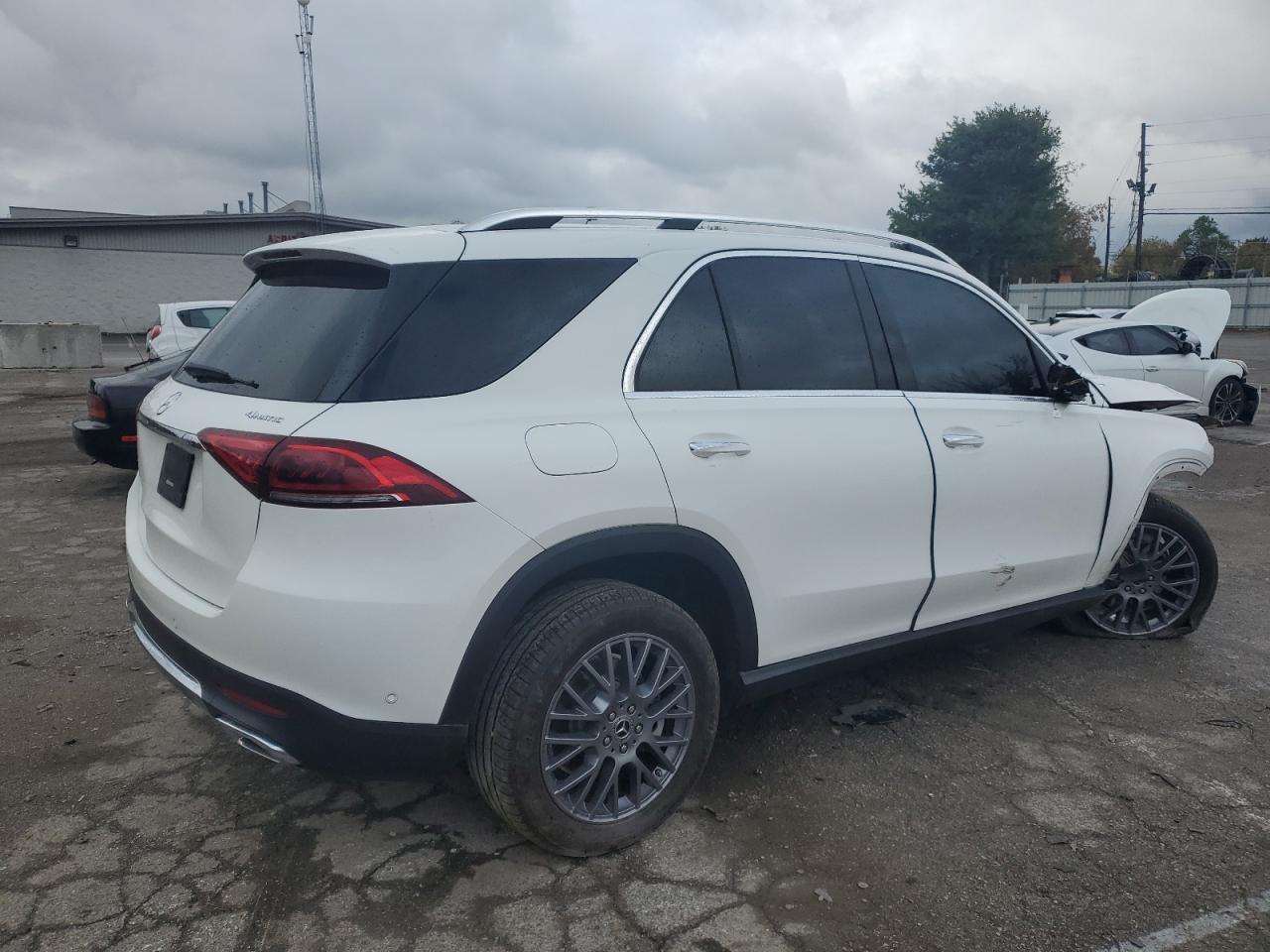 Obraz 3 z 2022 MERCEDES-BENZ GLE 350 4MATIC 2022 z VIN 4JGFB4KBXNA797767