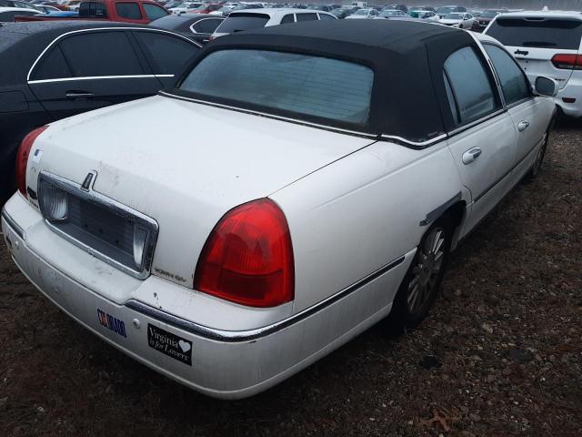 Obraz 3 z 2004 LINCOLN TOWN CAR ULTIMATE 2004 z VIN 1LNHM83W94Y643830