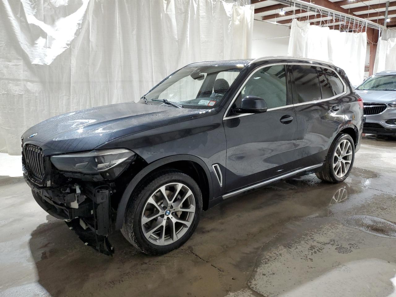 Изображение 1 2020 BMW X5 XDRIVE40I 2020 с VIN 5UXCR6C05LLL66295
