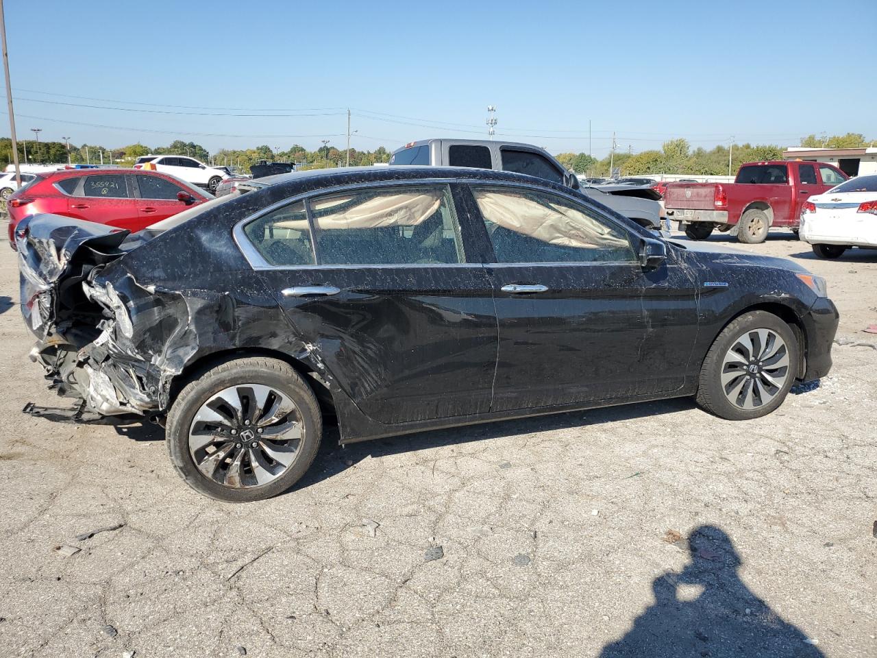 Image 3 of 2017 HONDA ACCORD HYBRID EXL 2017 with VIN JHMCR6F51HC028195