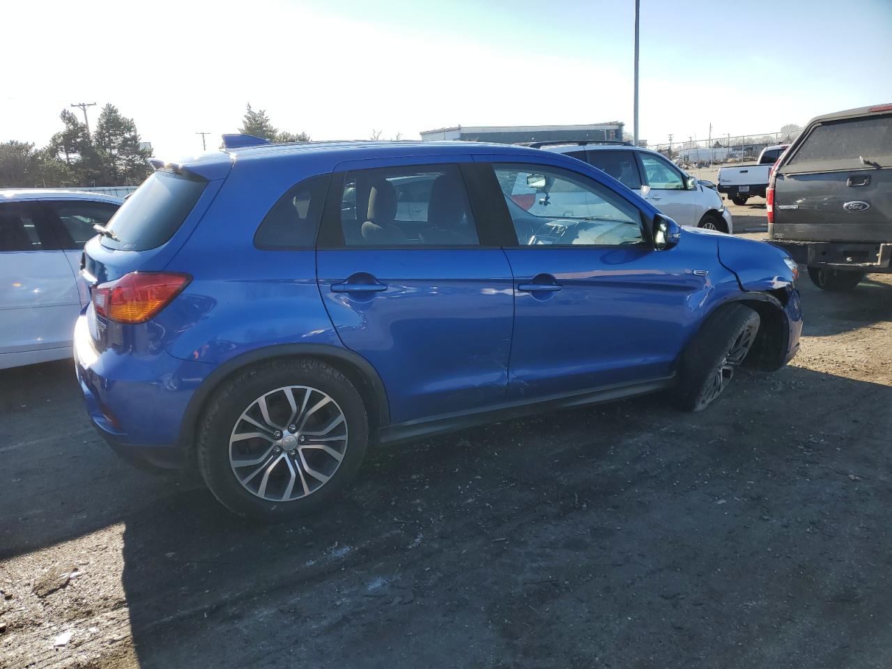 Изображение 3 2018 MITSUBISHI OUTLANDER SPORT ES 2018 с VIN JA4AR3AU1JU022705