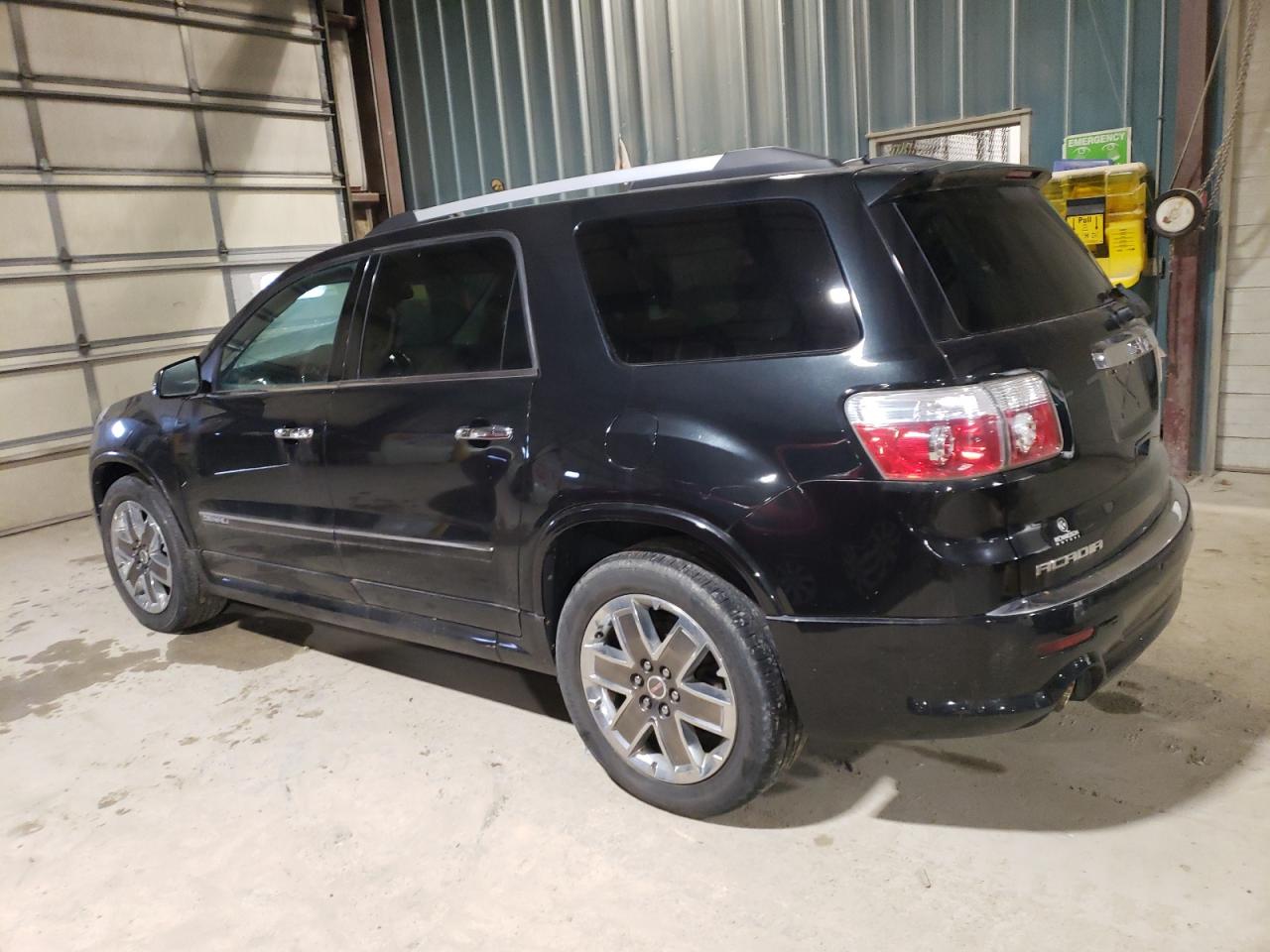 Image 2 of 2011 GMC ACADIA DENALI 2011 with VIN 1GKKVTED8BJ370427