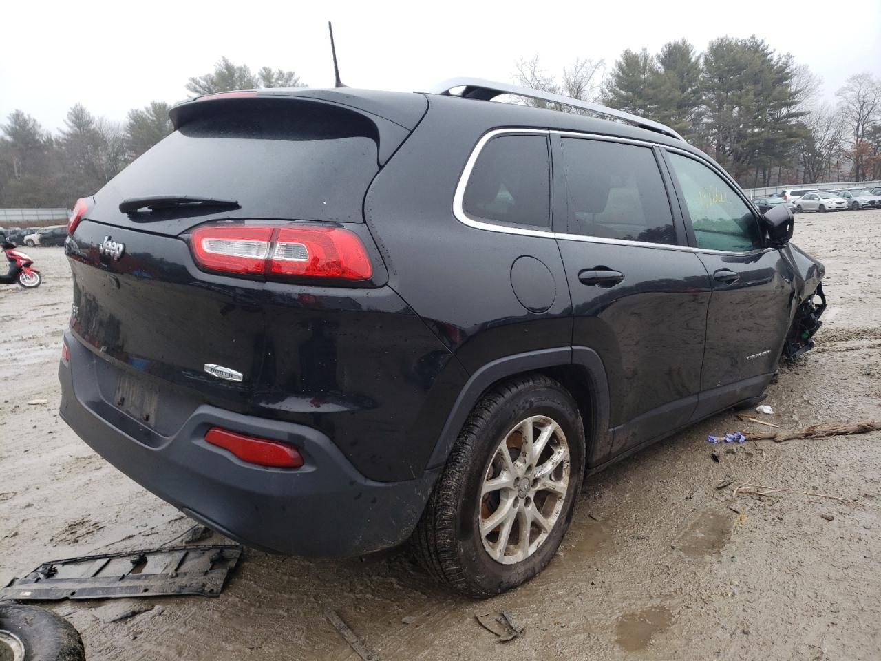 Изображение 3 2017 JEEP CHEROKEE LATITUDE 2017 с VIN 1C4PJMCB3HW575508