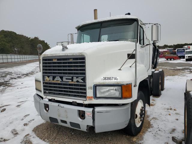 Image 2 of 2001 MACK 600 CH600 2001 with VIN 1M1AA12Y11W137098