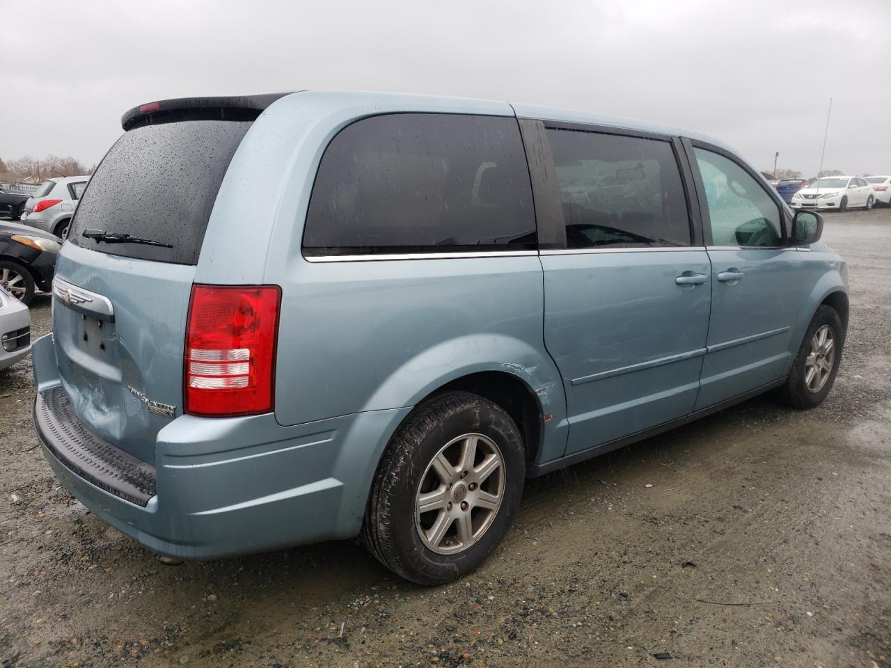 Image 3 of 2010 CHRYSLER TOWN & COUNTRY LX 2010 with VIN 2A4RR2D14AR374947