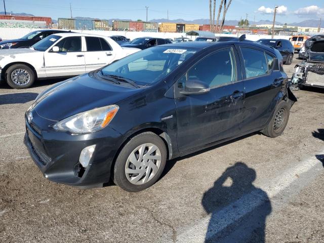 Image 1 of 2015 TOYOTA PRIUS C  2015 with VIN JTDKDTB38F1586360
