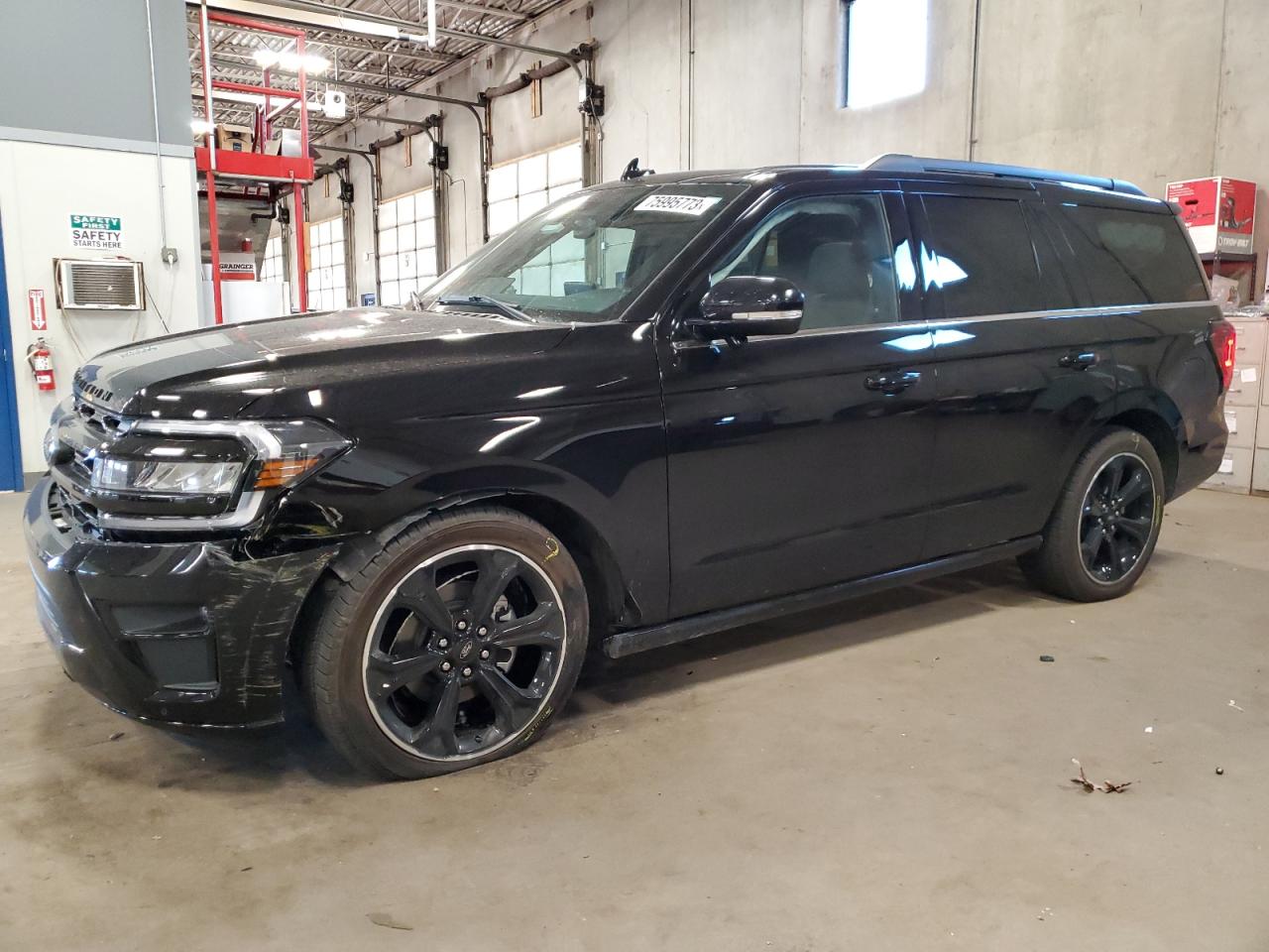 Изображение 1 2023 FORD EXPEDITION LIMITED 2023 с VIN 1FMJU2A87PEA02510