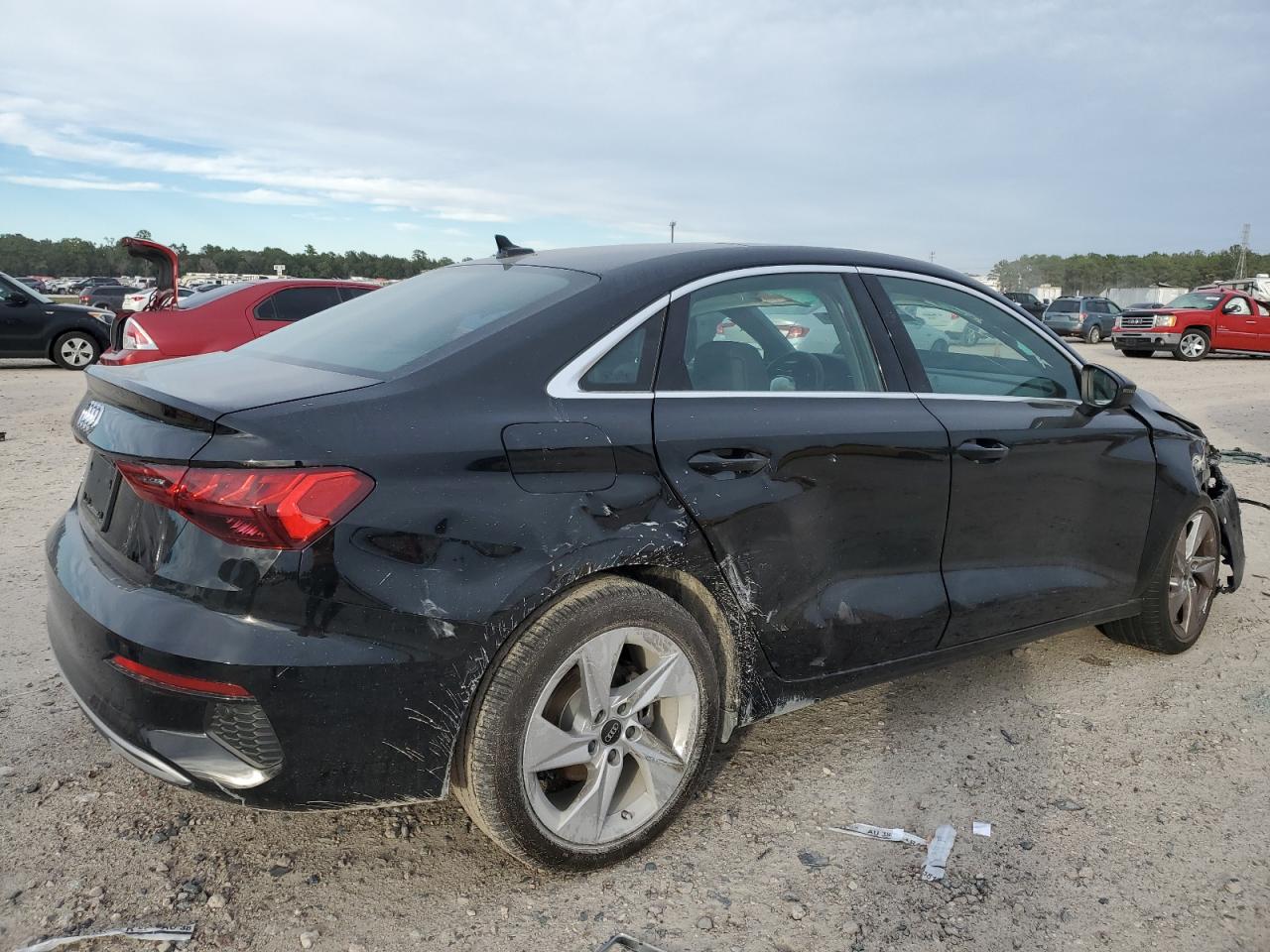 Изображение 3 2023 AUDI A3 PREMIUM 2023 с VIN WAUAUDGY7PA067577