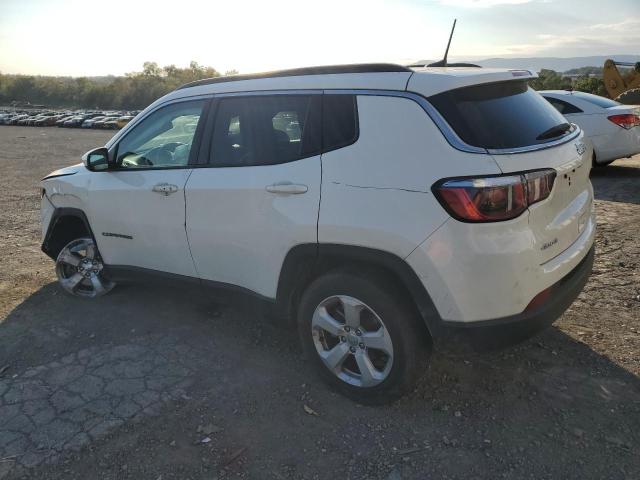 Image 2 of 2019 JEEP COMPASS LATITUDE 2019 with VIN 3C4NJDBB0KT594216
