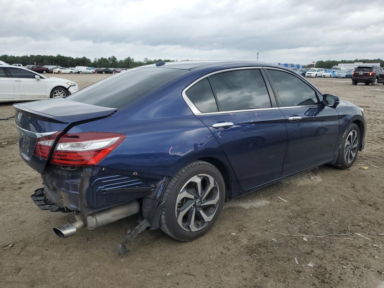 Изображение 3 2016 HONDA ACCORD EXL 2016 с VIN 1HGCR2F86GA138062