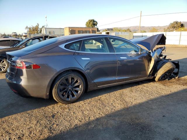 Obraz 3 z 2020 TESLA MODEL S  2020 z VIN 5YJSA1E27LF415232