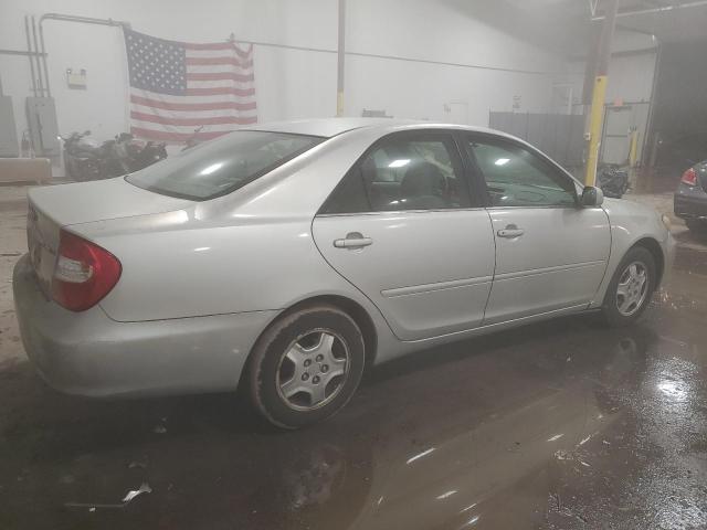Image 3 of 2003 TOYOTA CAMRY LE 2003 with VIN 4T1BF32K03U558091