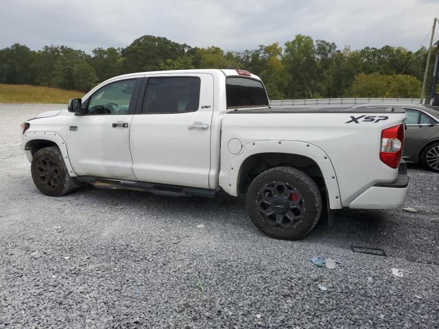 Изображение 2 2020 TOYOTA TUNDRA CREWMAX 1794 2020 с VIN 5TFAY5F1XLX949707