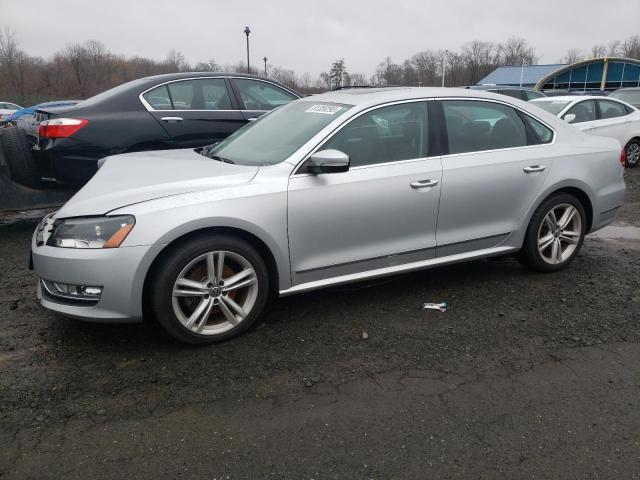 Image 1 of 2014 VOLKSWAGEN PASSAT SEL 2014 with VIN 1VWCN7A3XEC073332
