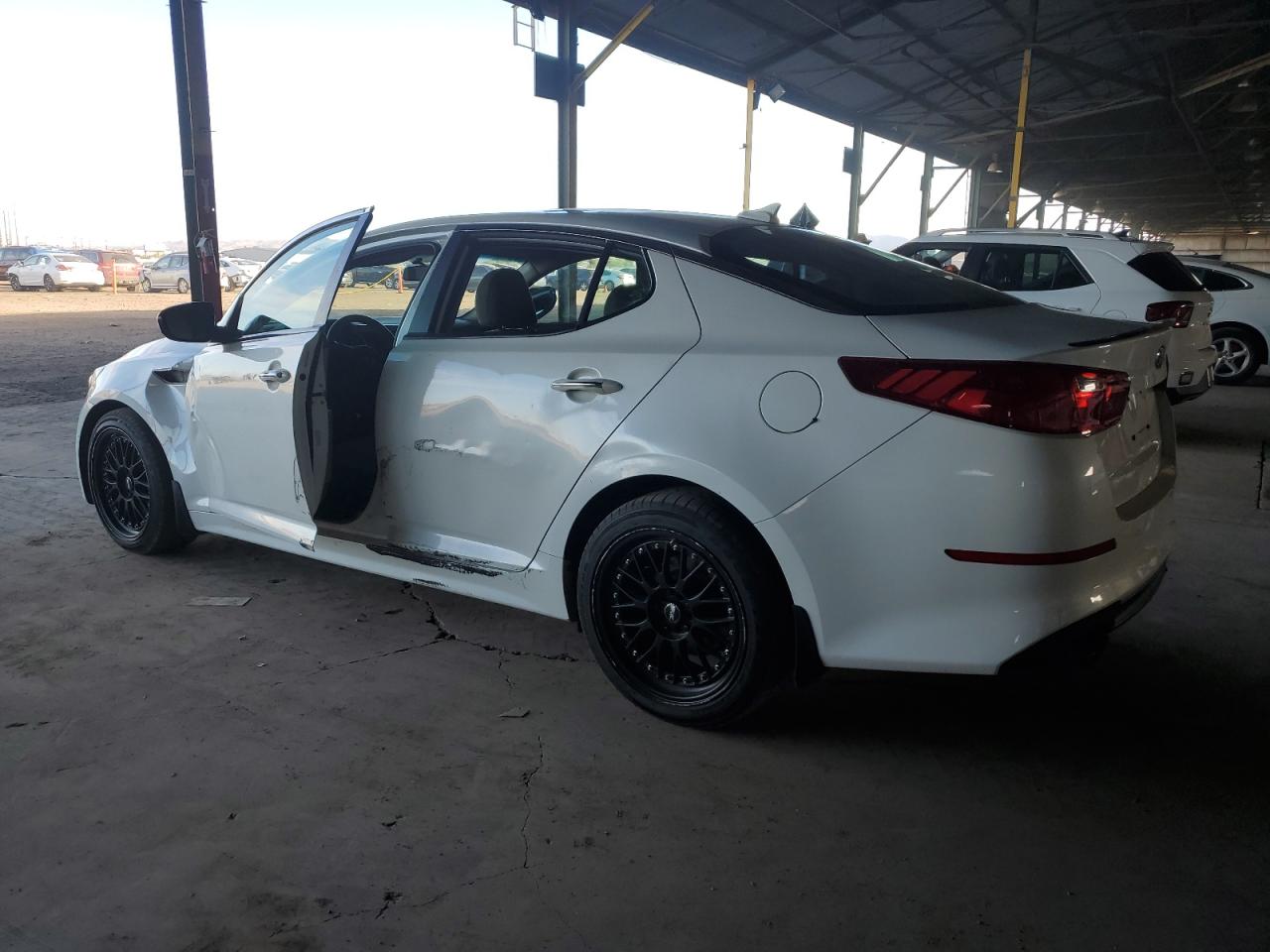 Image 2 of 2015 KIA OPTIMA LX 2015 with VIN KNAGM4A79F5664635