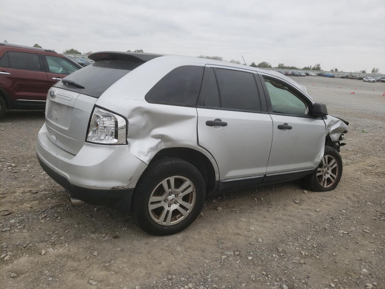Obraz 3 z 2011 FORD EDGE SE 2011 z VIN 2FMDK3GC5BBA49768