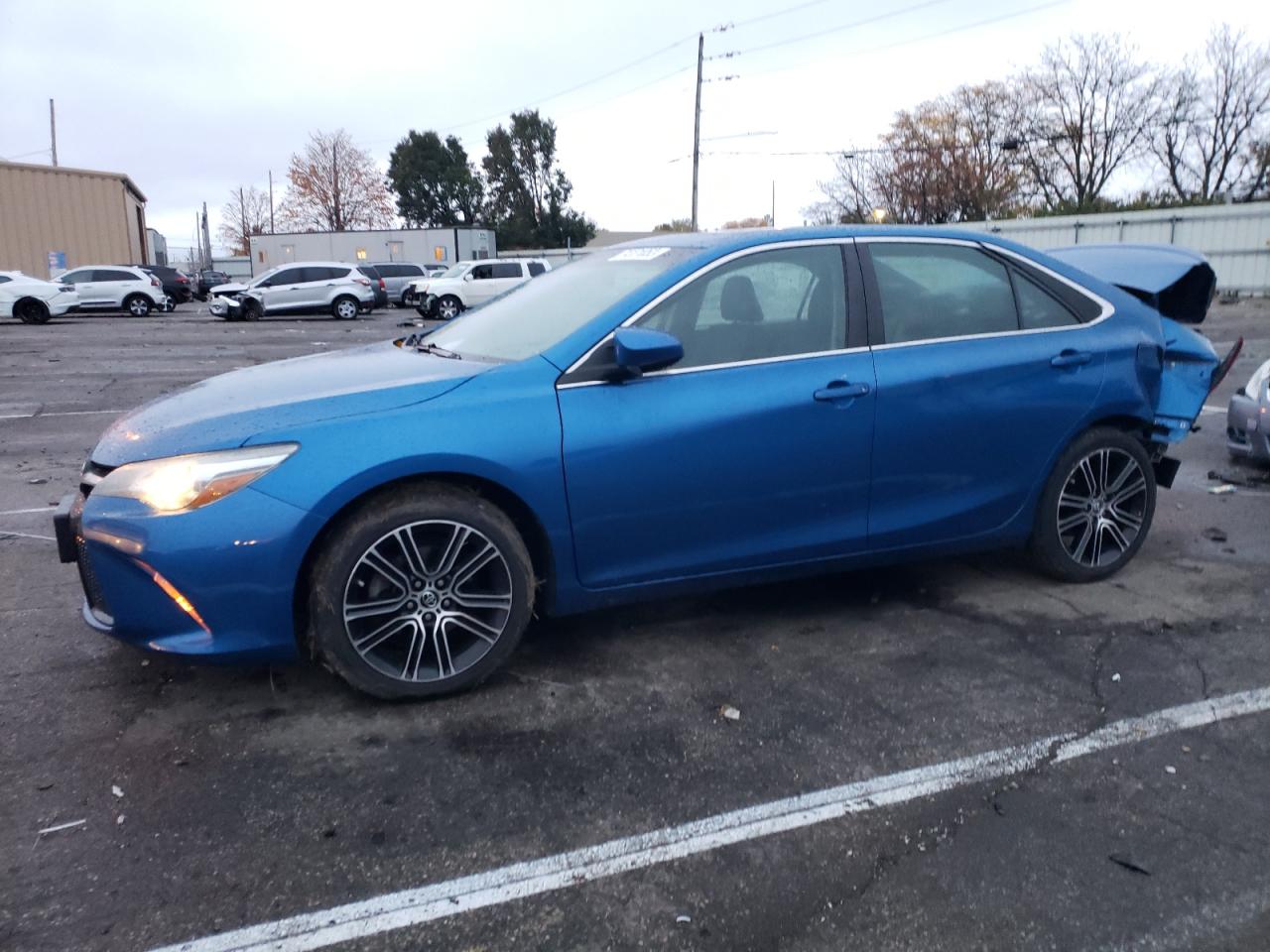 Image 1 of 2016 TOYOTA CAMRY LE 2016 with VIN 4T1BF1FK2GU560610