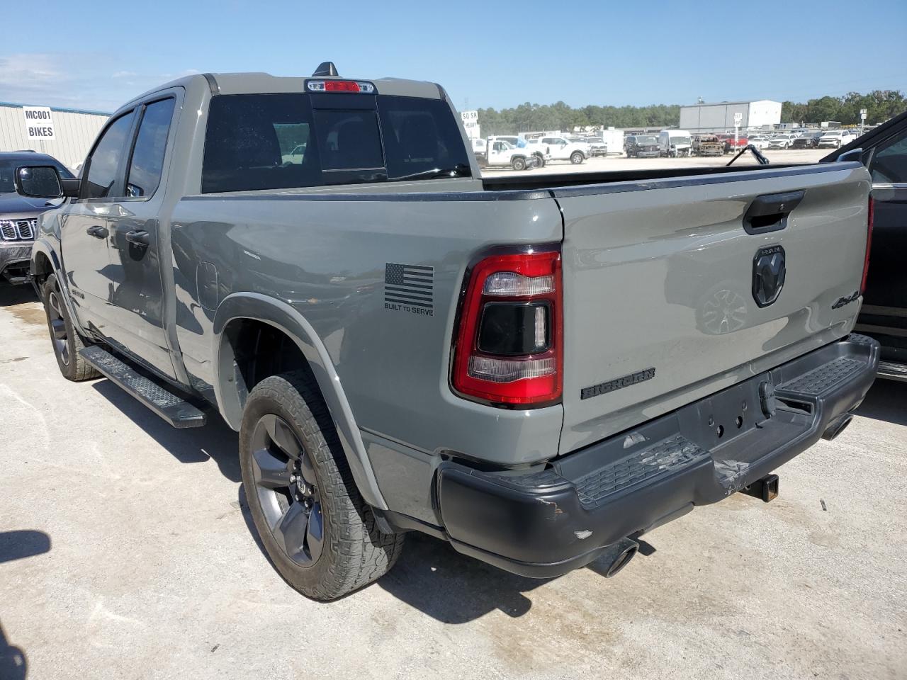 Изображение 2 Ram 1500 с VIN 1C6SRFBT6LN410101
