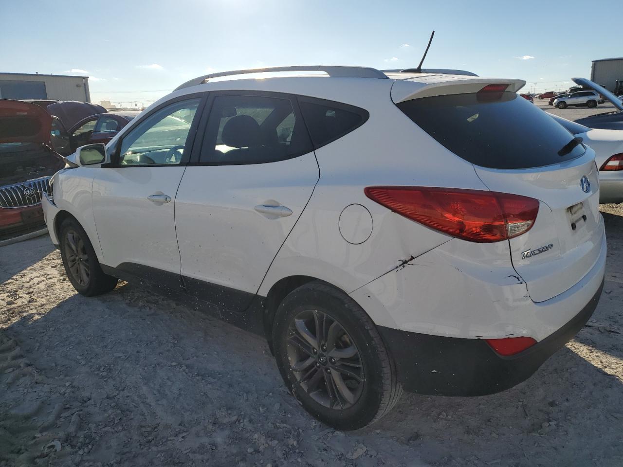 Изображение 2 2015 HYUNDAI TUCSON LIMITED 2015 с VIN KM8JU3AG9FU080613