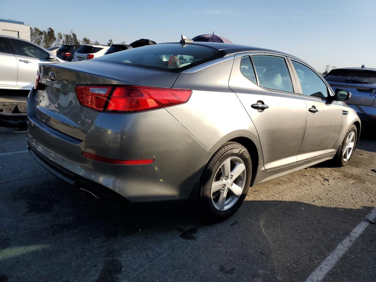 Obraz 3 z 2015 KIA OPTIMA LX 2015 z VIN 5XXGM4A7XFG485566