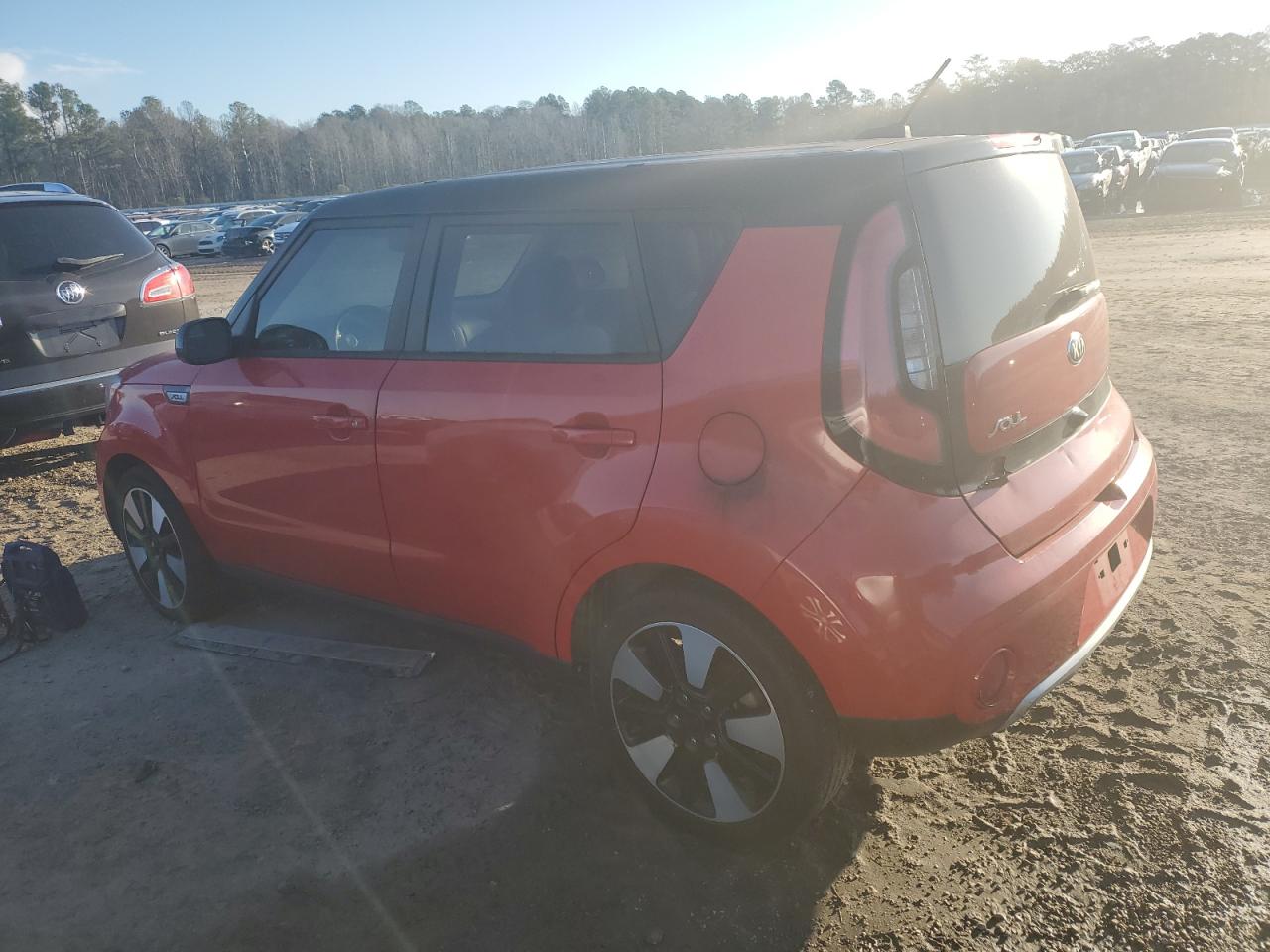 Image 2 of 2017 KIA SOUL + 2017 with VIN KNDJP3A51H7438640