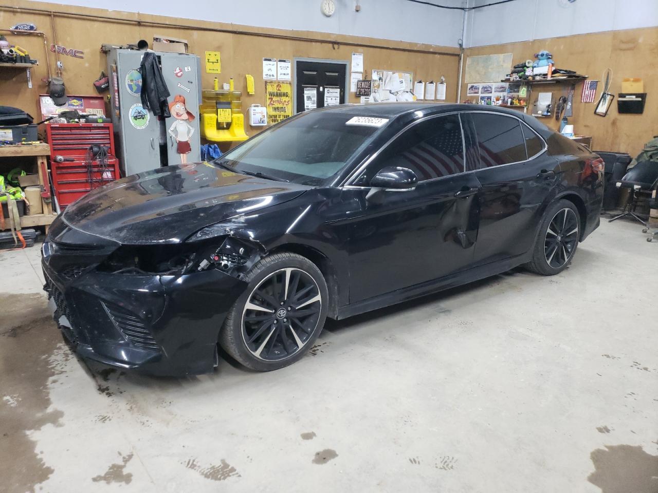 Image 1 of 2018 TOYOTA CAMRY XSE 2018 with VIN 4T1B61HK2JU007380