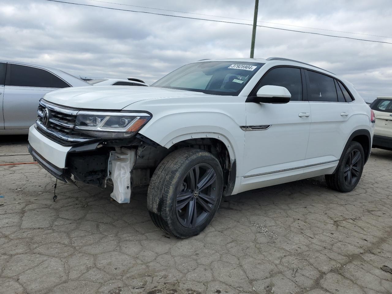 Изображение 1 2021 VOLKSWAGEN ATLAS CROSS SPORT SE 2021 с VIN 1V2PE2CA3MC229999