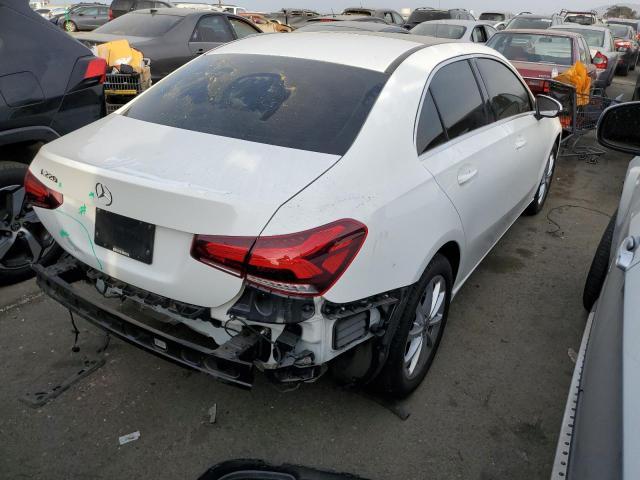 Obraz 3 z 2019 MERCEDES-BENZ A 220 2019 z VIN WDD3G4EB0KW026369