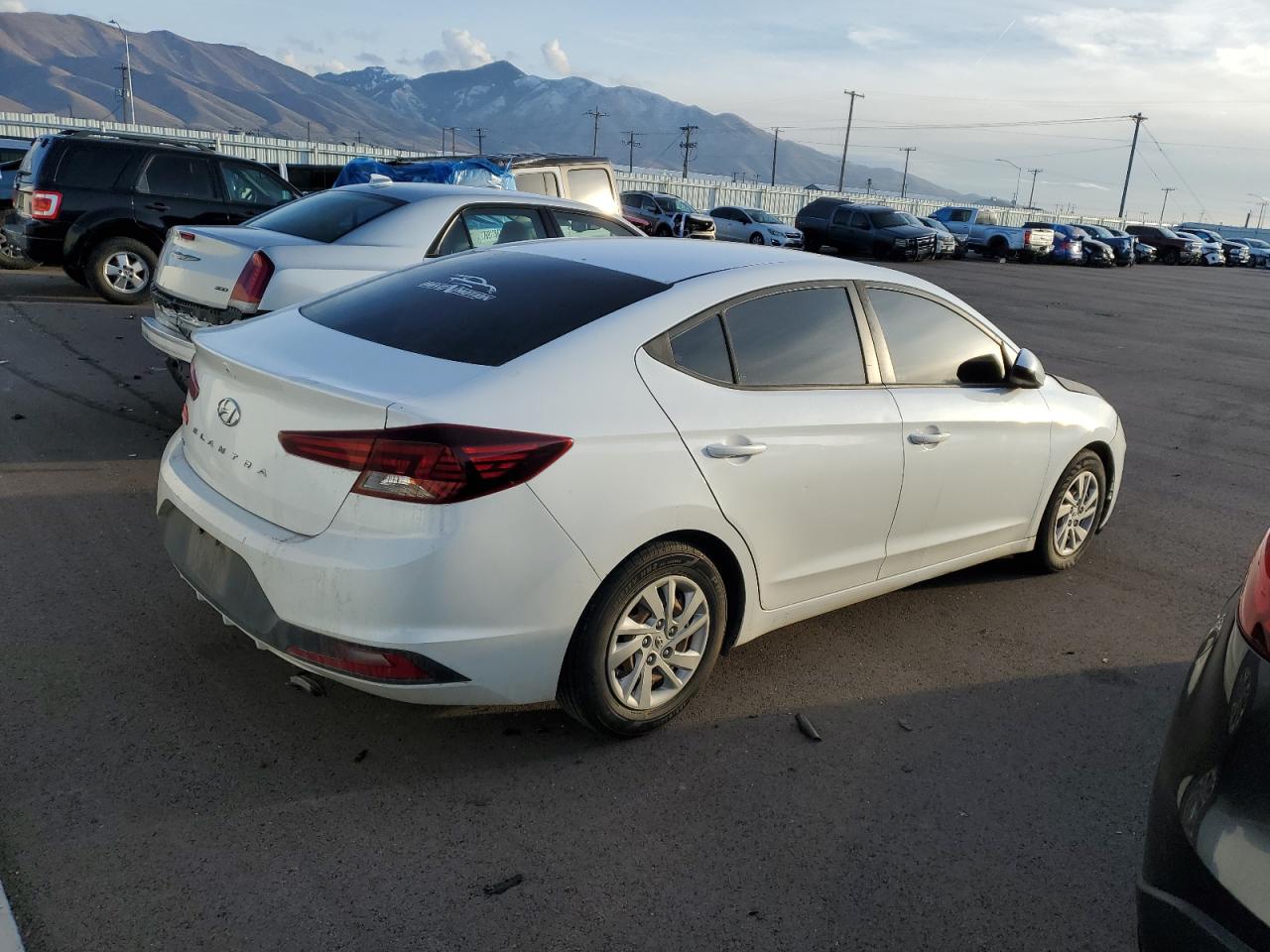 Obraz 3 z 2019 HYUNDAI ELANTRA SE 2019 z VIN 5NPD74LF5KH407130