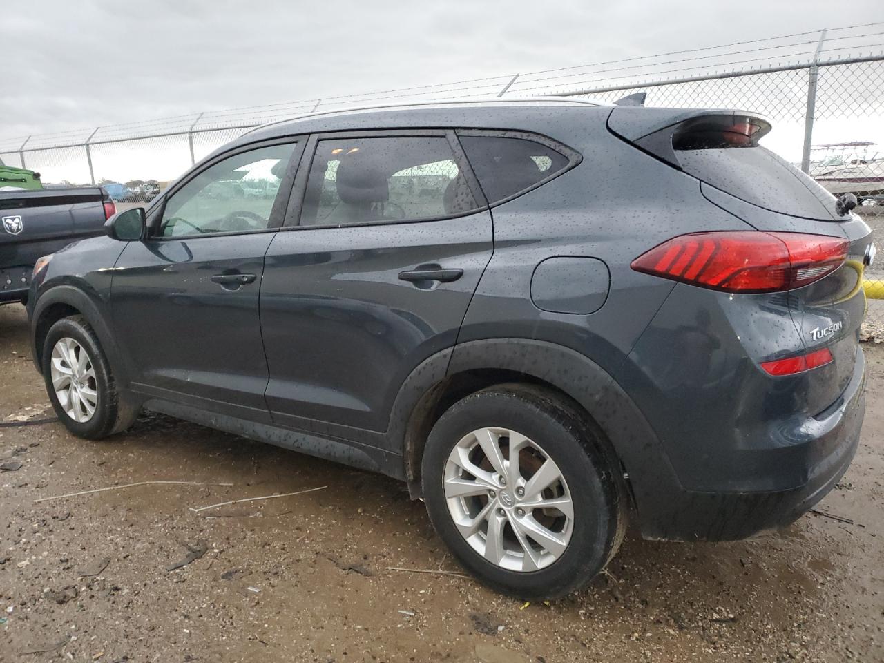 Obraz 2 z 2019 HYUNDAI TUCSON LIMITED 2019 z VIN KM8J33A40KU884477
