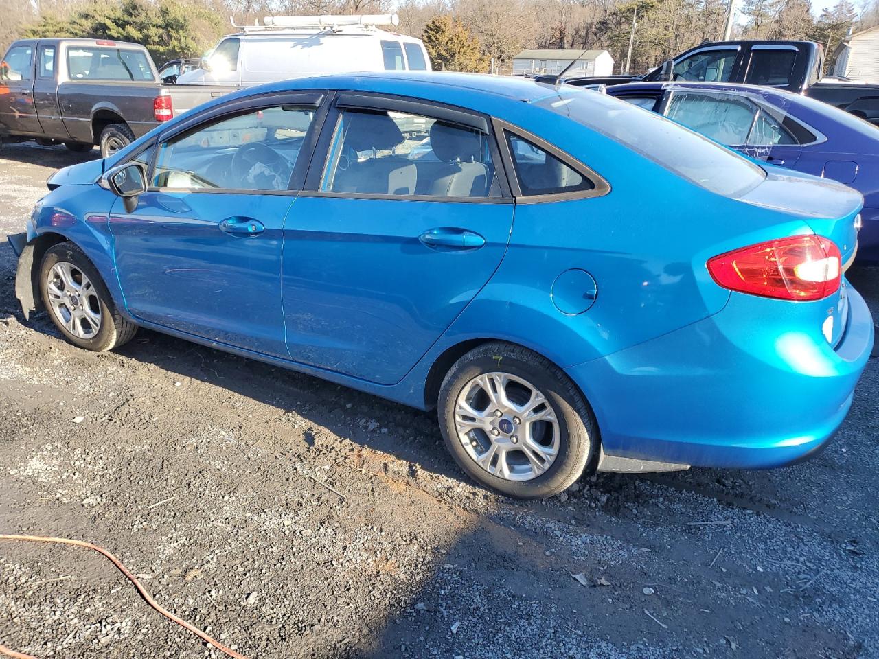 Image 2 of 2013 FORD FIESTA SE 2013 with VIN 3FADP4BJ7DM206693